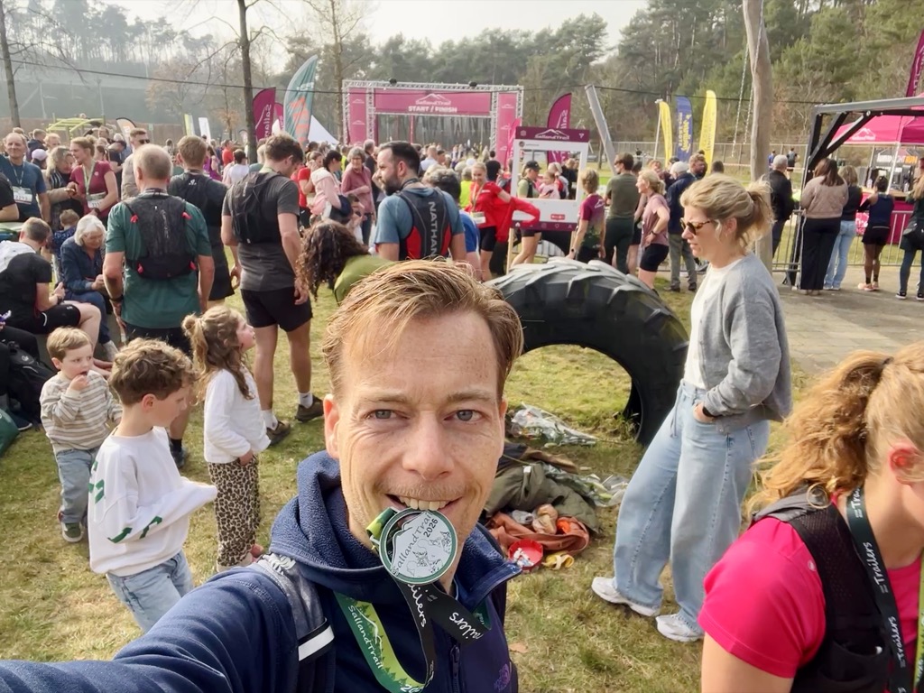 Mooie start- en finish bij zwembad 'Het Ravijn'